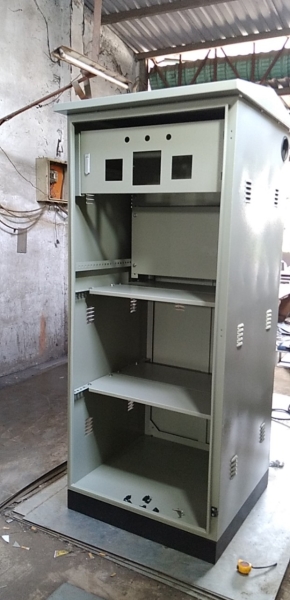 Tủ điện, vỏ tủ điện - Vỏ Tủ Điện Tiến Phát - Công Ty TNHH Một Thành Viên Sản Xuất Tủ Điện Tiến Phát